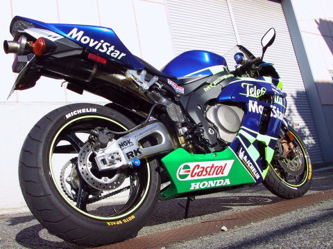z_@CBR1000RR@etHjJrX^[dlɃyCg 2